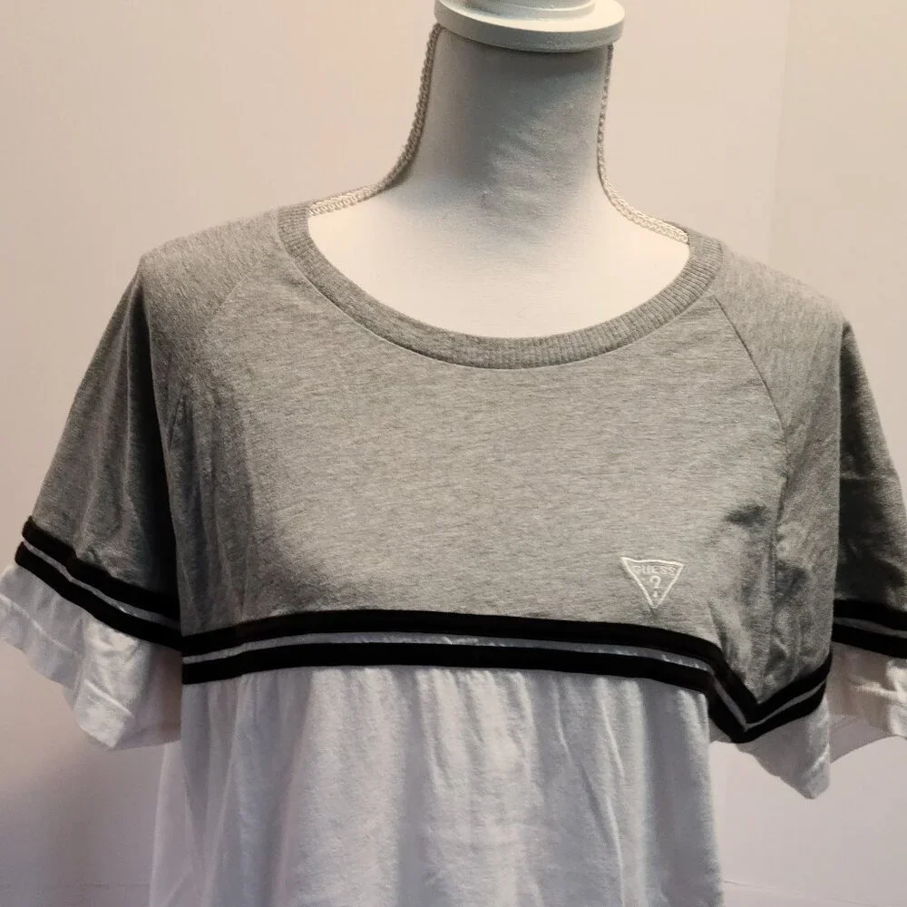 GUESS MENS SHORT RAGLAN SLEEVE COMFY CREW NECK PULLOVER WITH LOGO SIZE XL - Picture 3 of 7